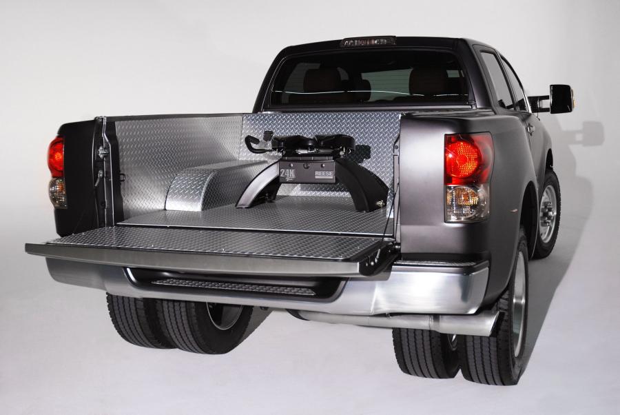  Toyota Tundra Diesel Dually 2007 года  (фото 2 из 6)